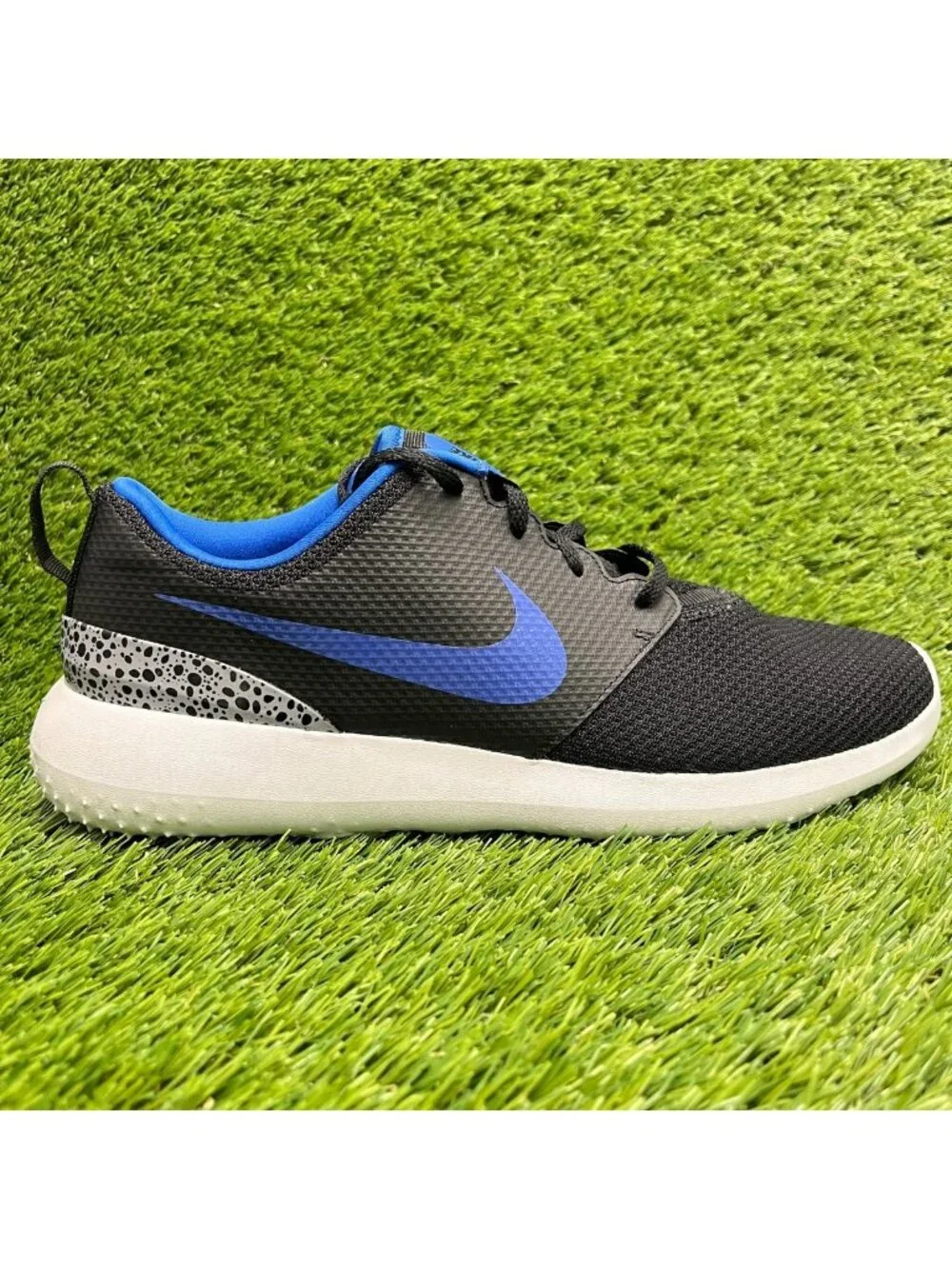 Nike Roshe G Mens Size 10 Black Blue White Athletic Spikeless Outdoor Golf Shoes
